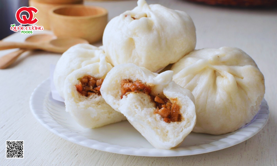 Hướng dẫn chi tiết cách làm bánh bao nhân lạp xưởng hun khói